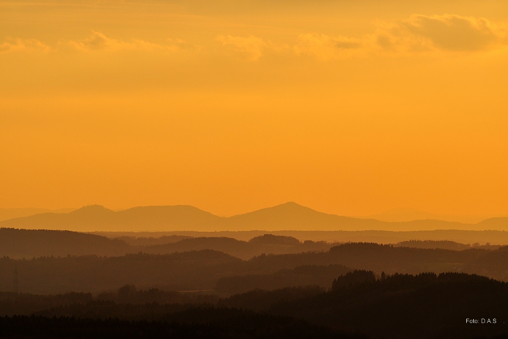 Landschaft in Orange

Bild im Portfolio 2012 gezeigt