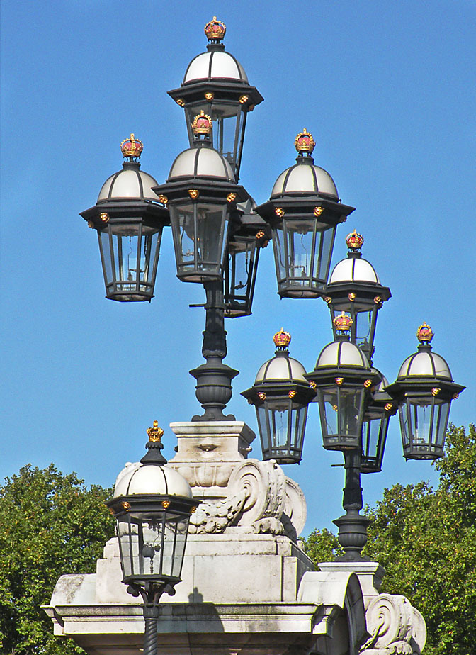 Laterne beim Buckingham Palast in London