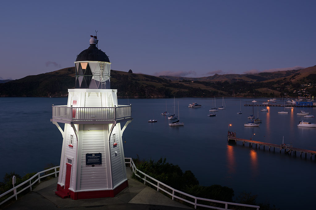 Leuchtturm Akaroa beleuchtet klein