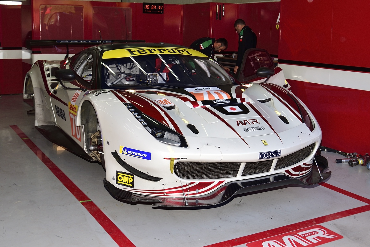 LM GTE 70 Ferrari (2)