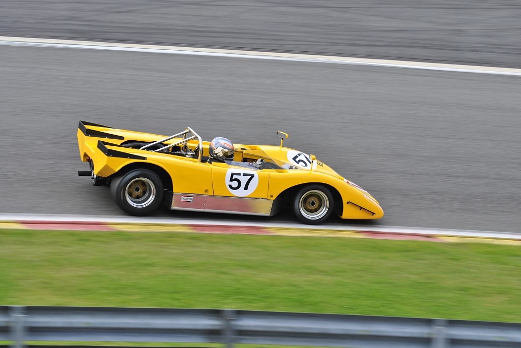 LOLA T210