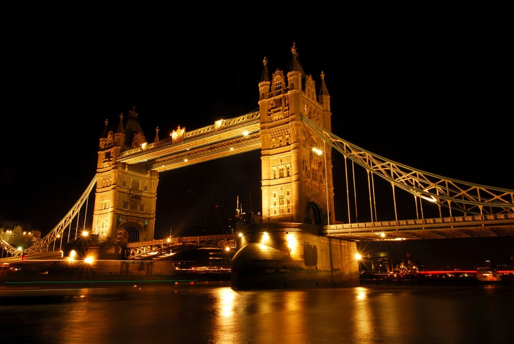 LONDON - Tower Brigde