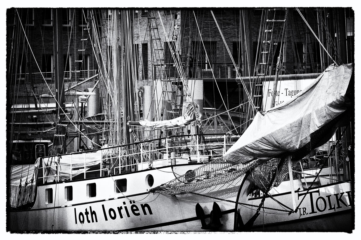 Loth Lorien &amp; J.R.Tolkien