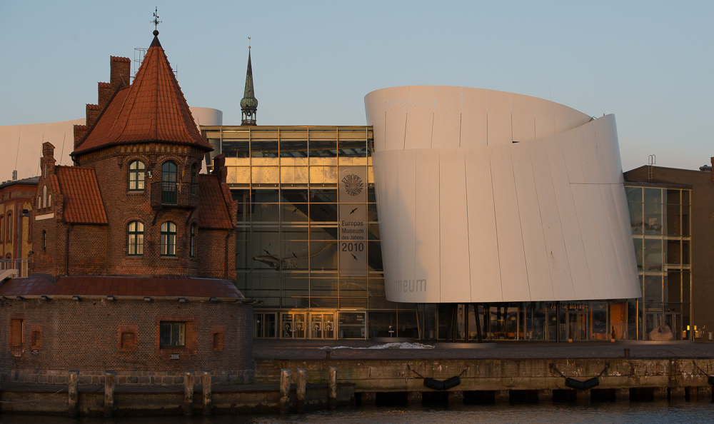 Lotsenwache und Ozeaneum