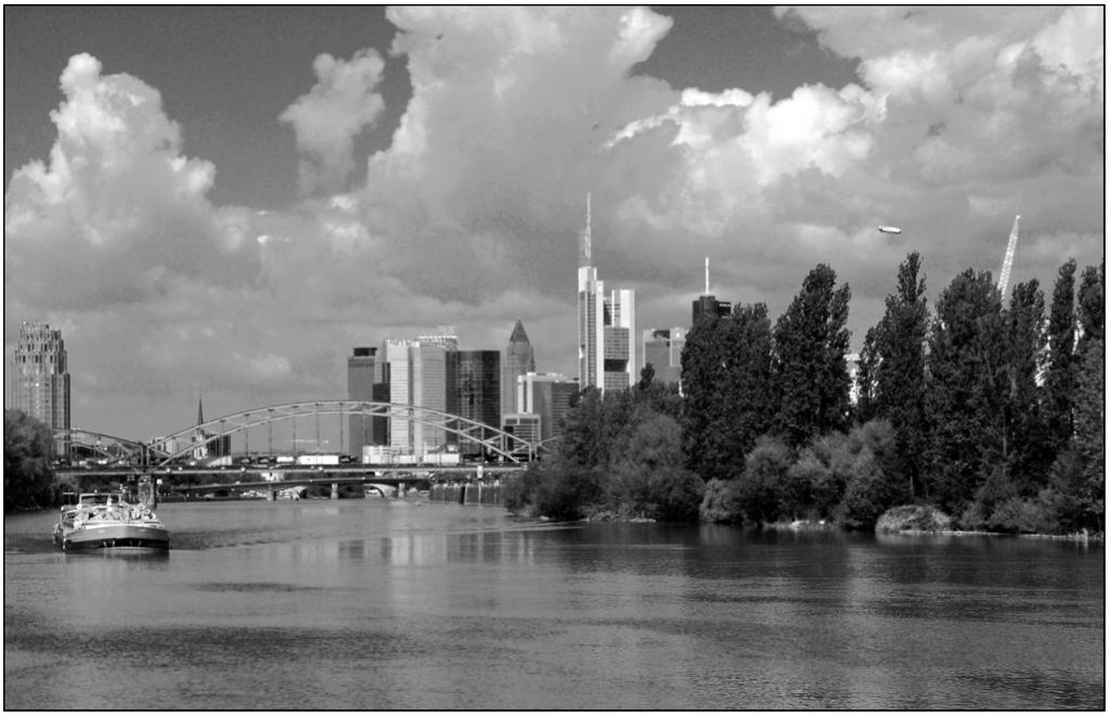 Luftschiff frankfurt 9.6