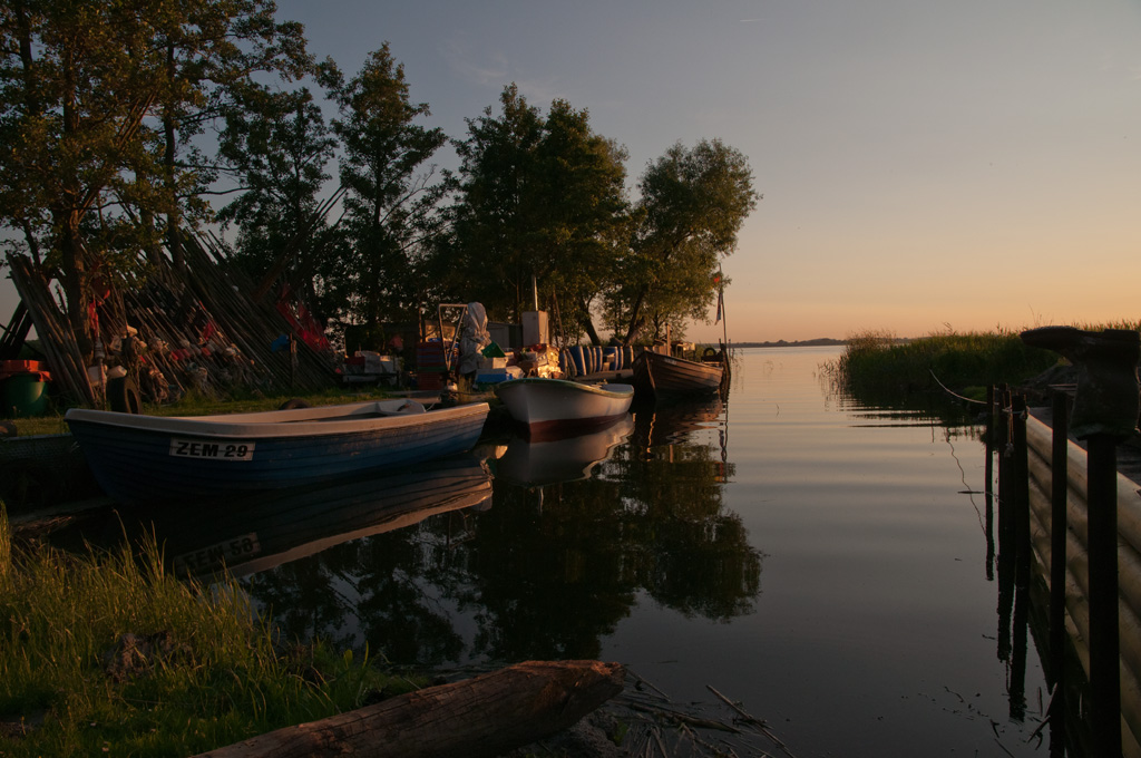 Mücken und Boote