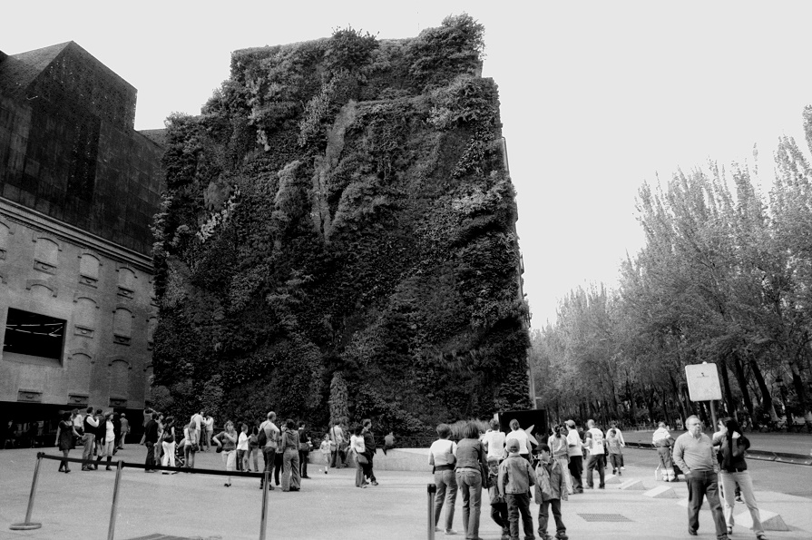 Madrid Architektur 12.tif.