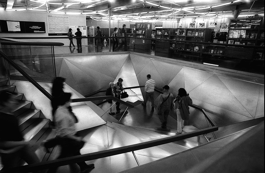 Madrid Architektur 15.tif.1