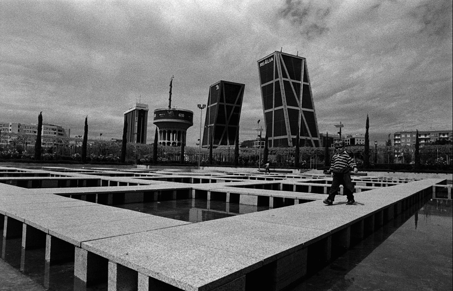 Madrid Architektur 4.tif.
