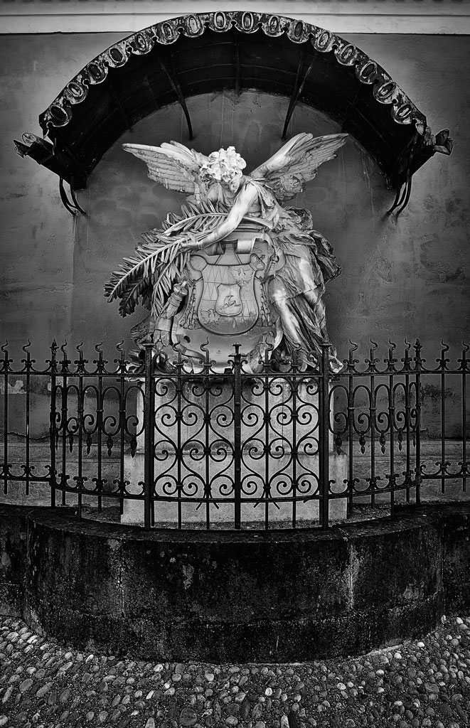 Mausoleum 2