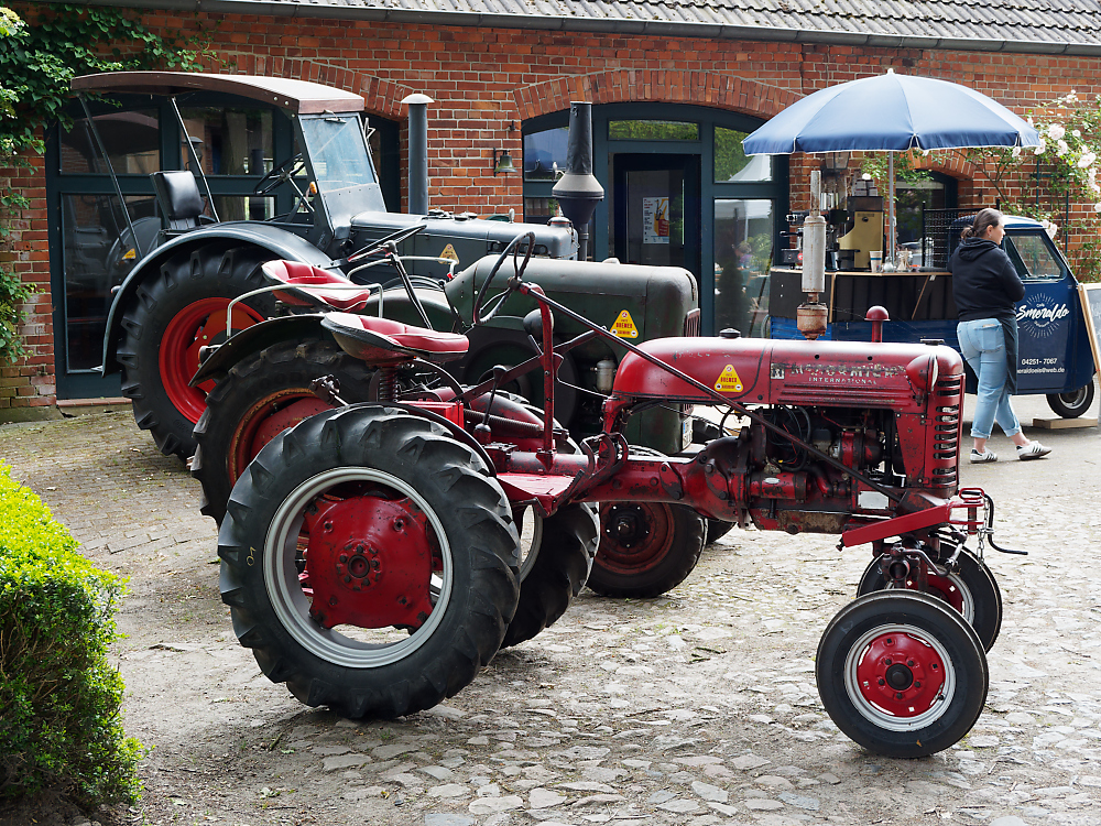 McCormick International und mehr.jpg