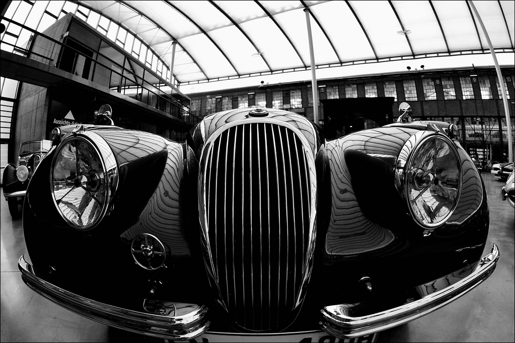 Meilenwerk Düsseldorf 06/2011 - Jaguar