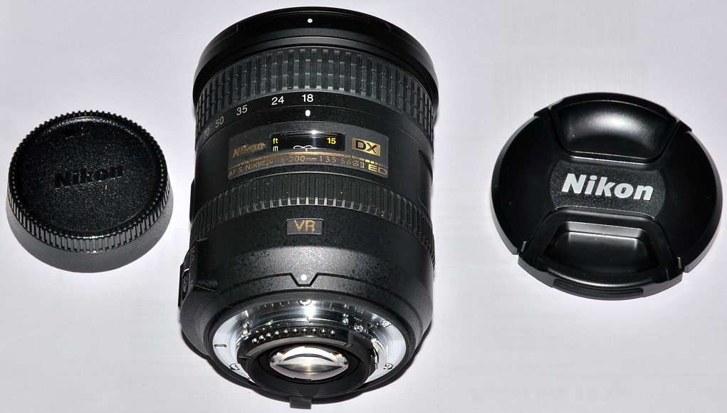 Mein neues Reiseobjektiv:
AF-S DX Nikkor 18-200/3.5-5.6G ED VR, Version II