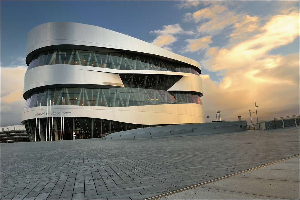 Mercedes Museum, Stuttgart - 30.12.2011