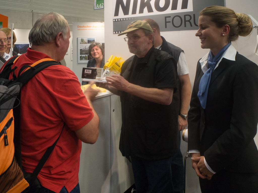 Messestand Forum Verlosung Gewinner