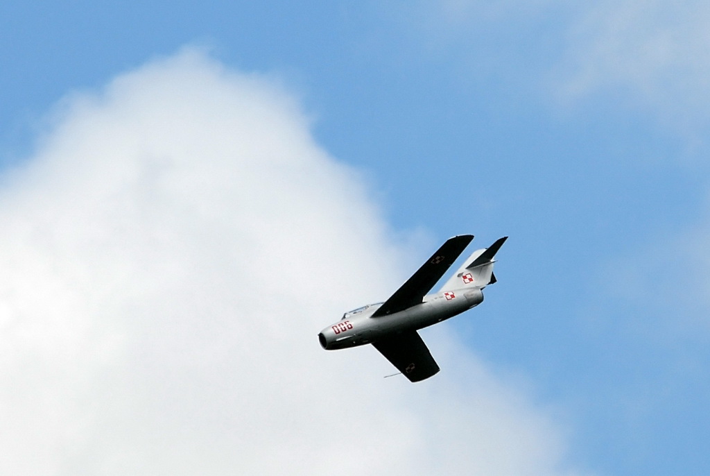 MiG-15 01