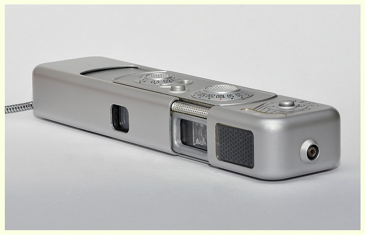 Minox B offen