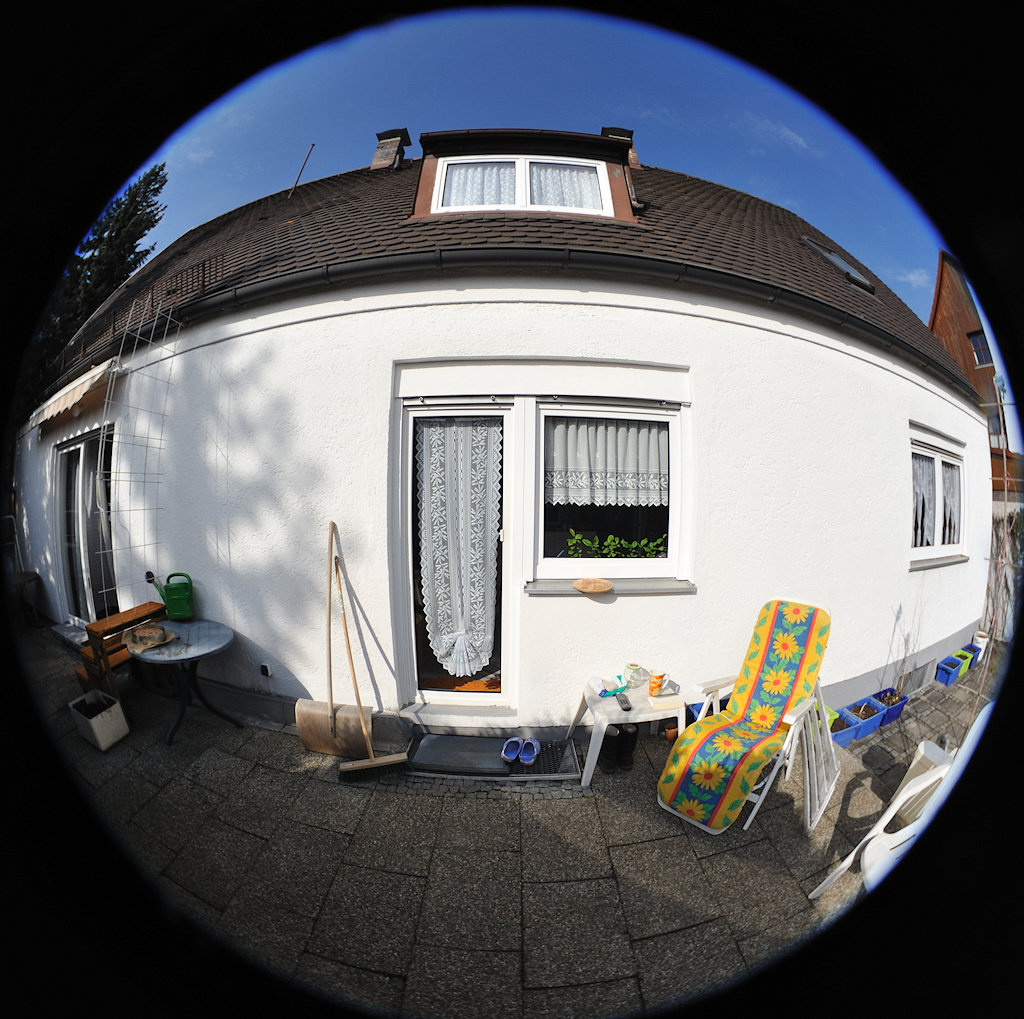 Mit dem neuen FX-Fisheye (5-Linser-Vorsatz am MF 28/3.5 AI) an D700
