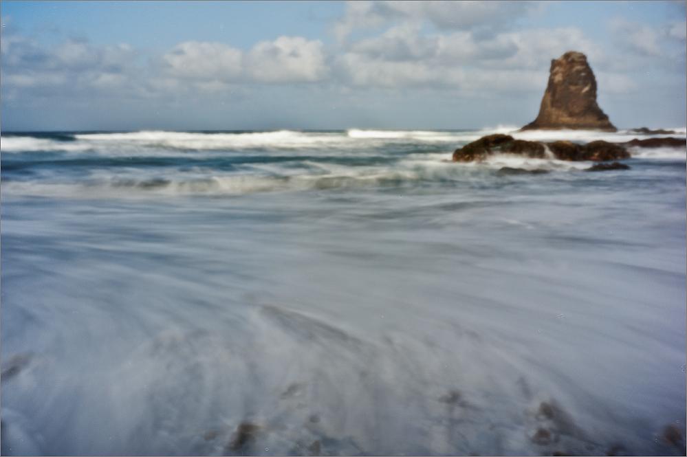 Mit der Weitwinkel Lochblende und der D700 am Roque de Benijo