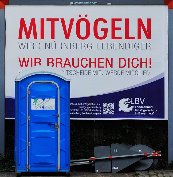 Mit Vögeln