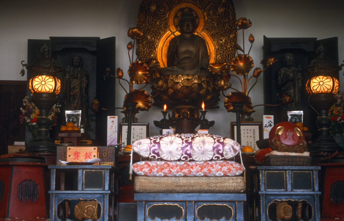 Miyajima, Buddha.jpg