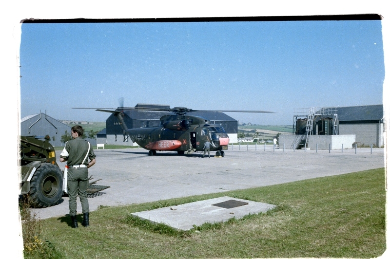 MNE 9748