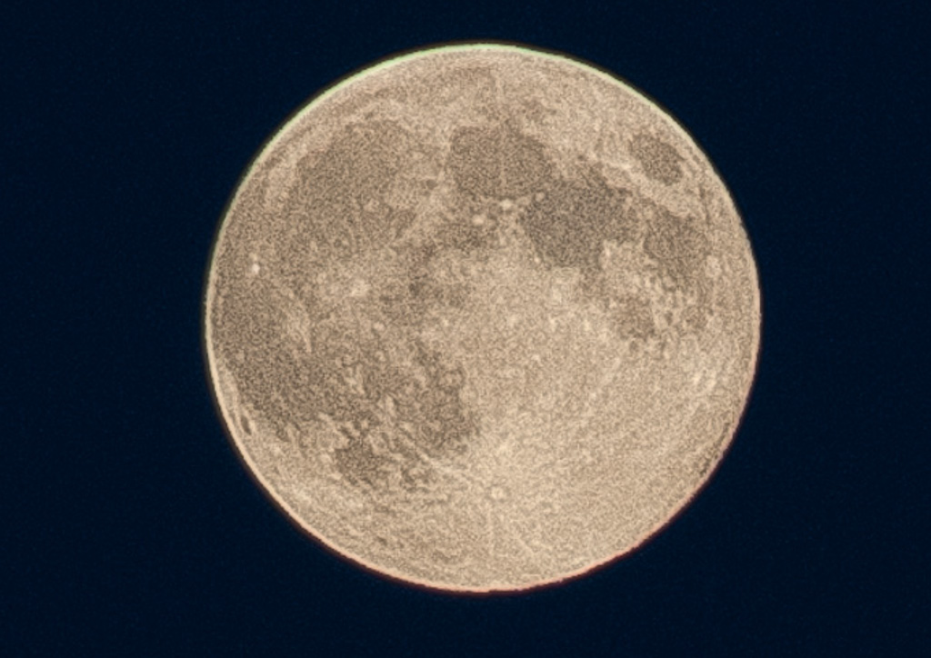 Mond 5