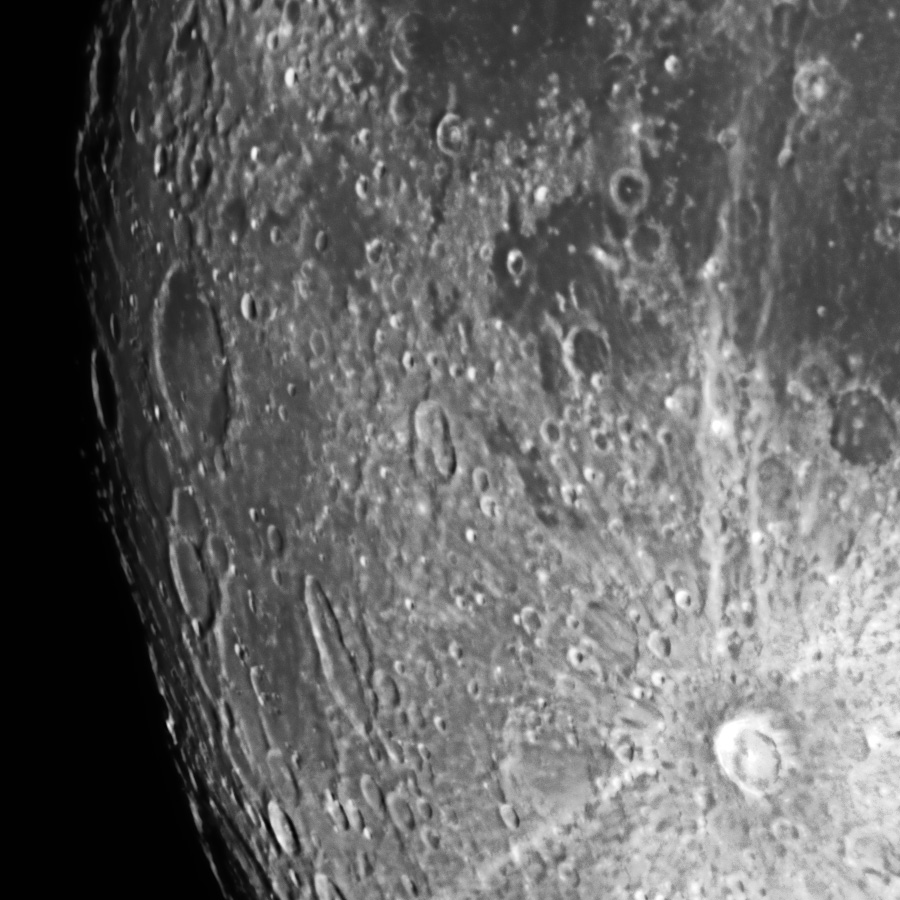 Moon 215548 g4 ap2 Crop