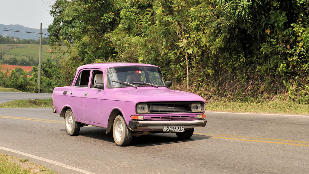 Moskwitsch im Valle de Vinales
6350