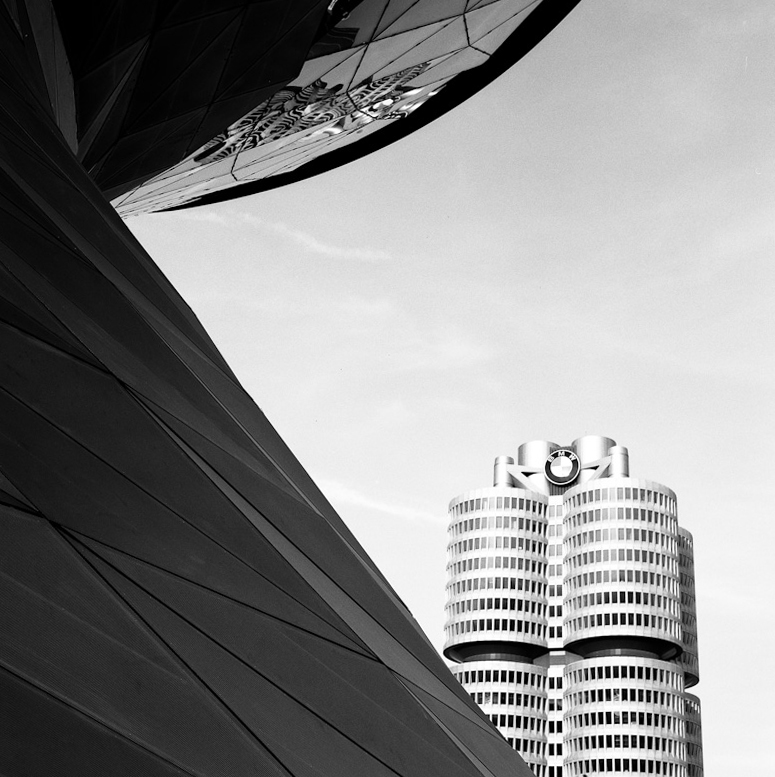 MUC BMW 009 900