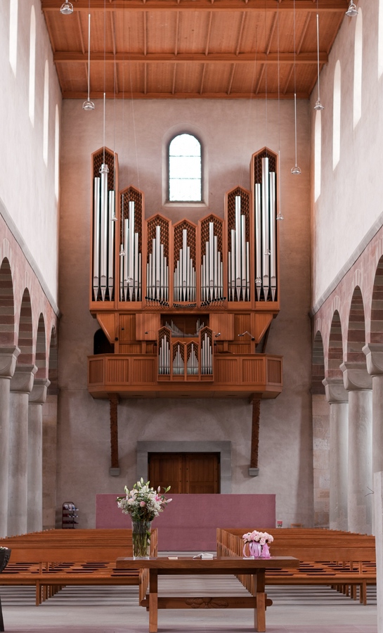 Muenster zu Allerheiligen Hauptschiff Orgel