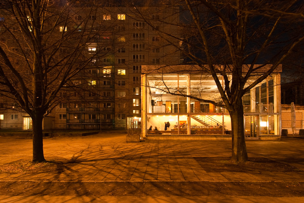 Neben Moskau
