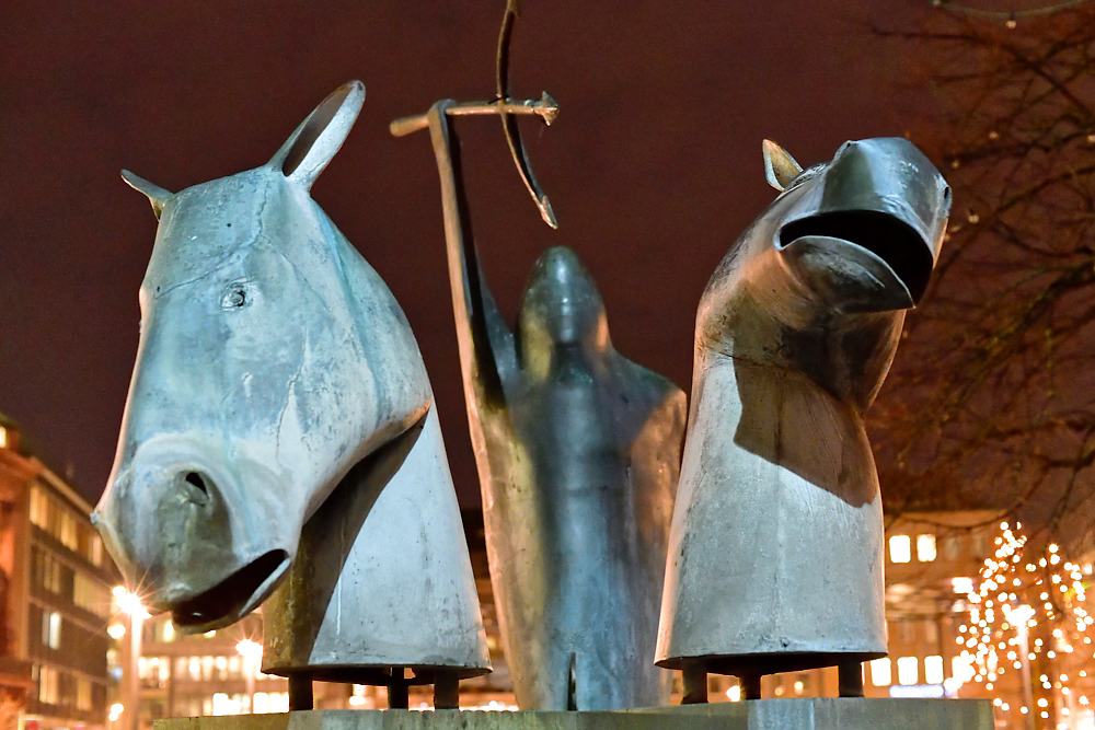 Neptunbrunnen 1.jpg