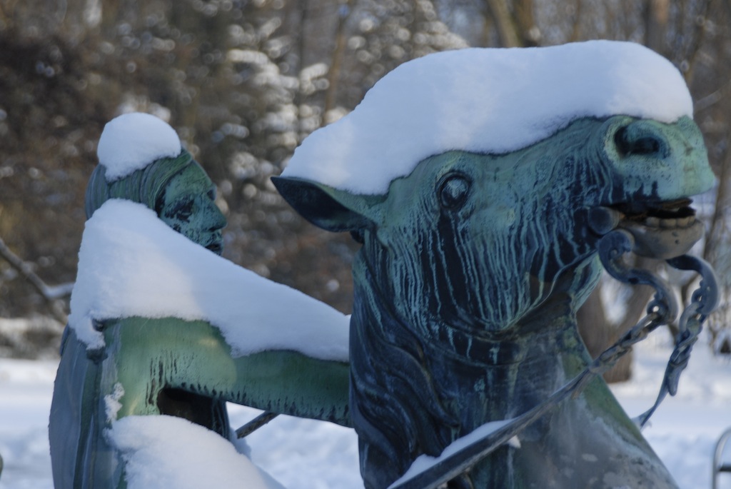 Neptunbrunnen im Stadtpark 2