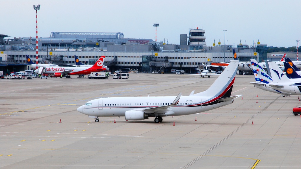 Netter Privatjet 737