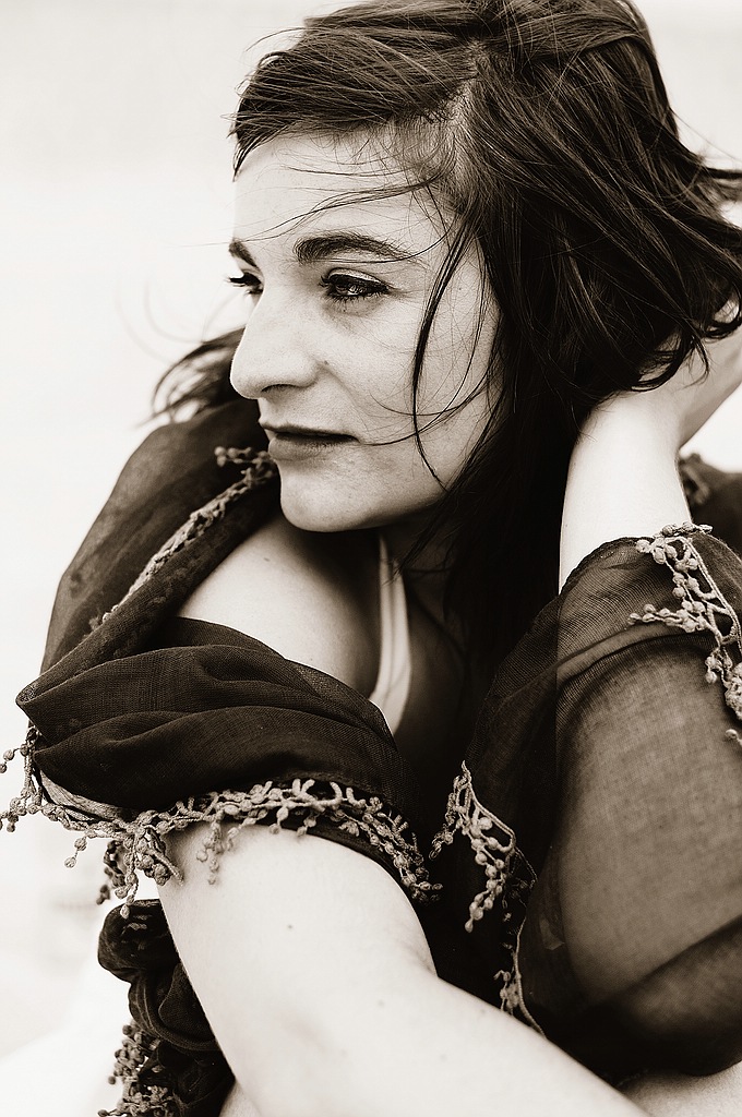 NF woman08