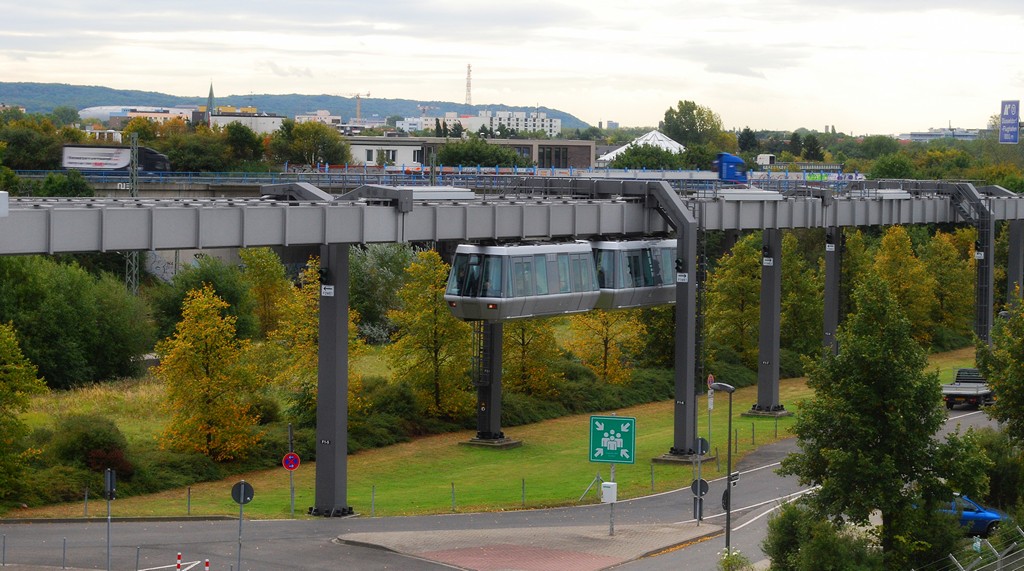 Nicht die Wuppertaler Schwebebahn - Skytrain Düsseldorf