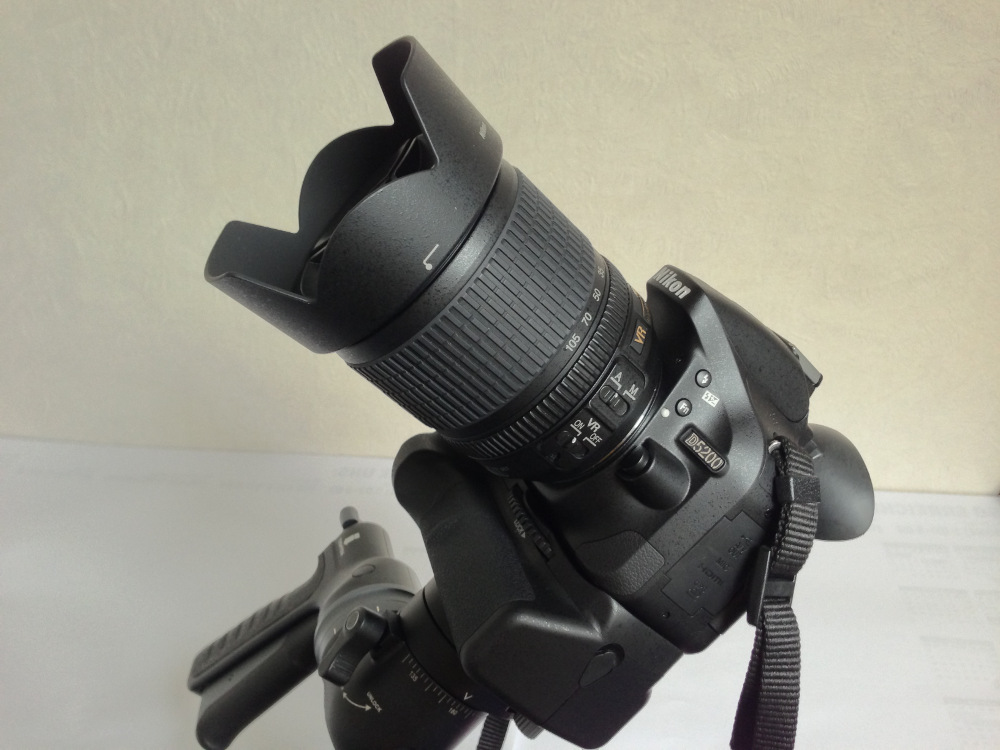 Nikkor AF S DX 18 105mm am Body