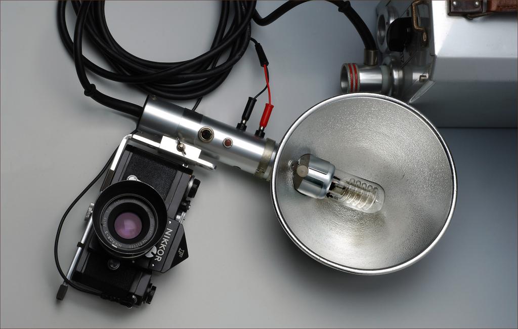 nikkor F multiblitz 2W
