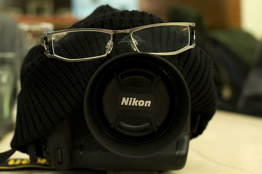 Nikon 4