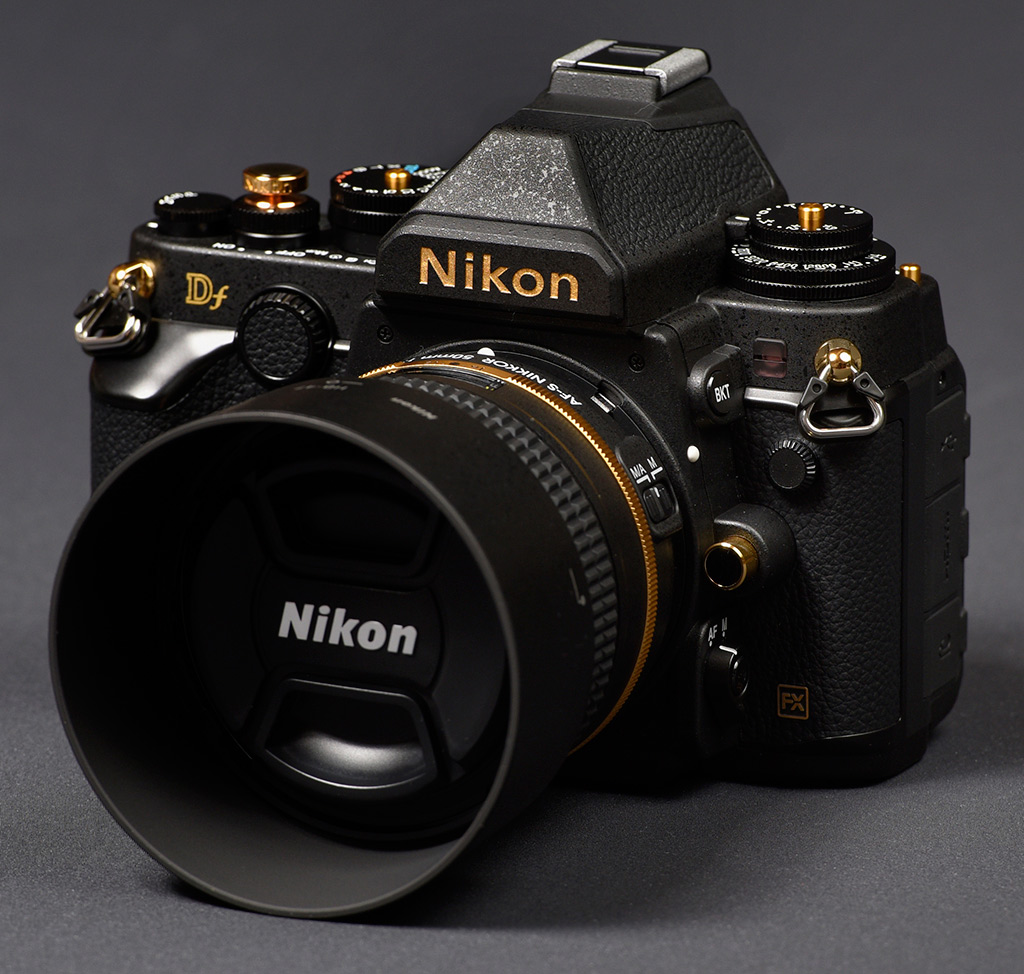 Nikon DF Gold ...