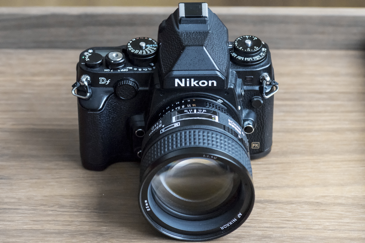 Nikon Df + Nikkor 1.4 85 AF D