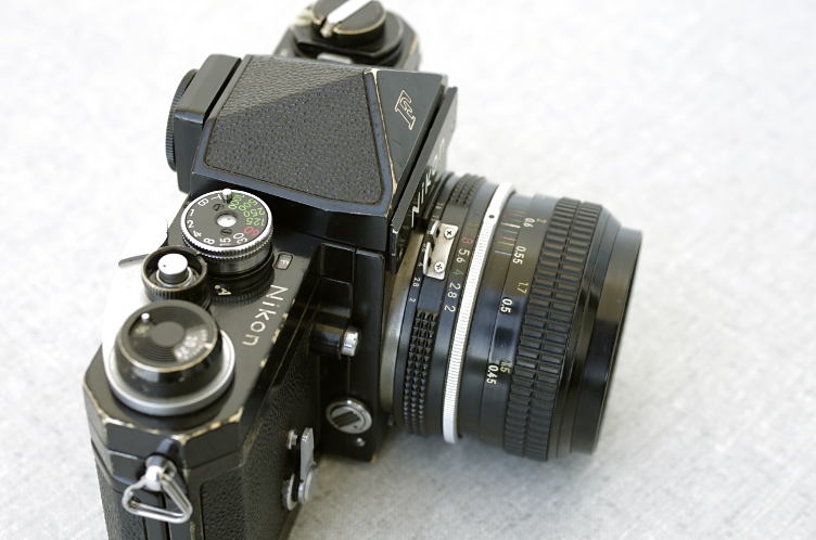 Nikon F