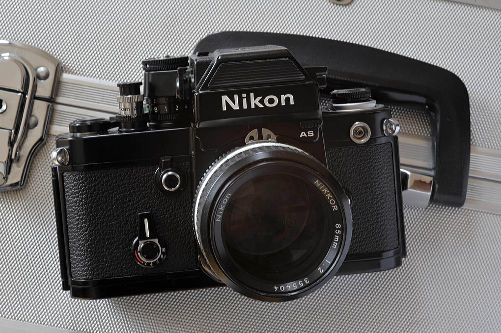 Nikon F2