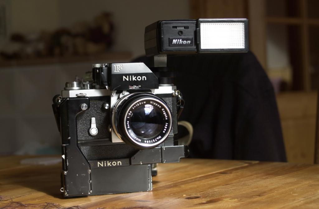 Nikon F36