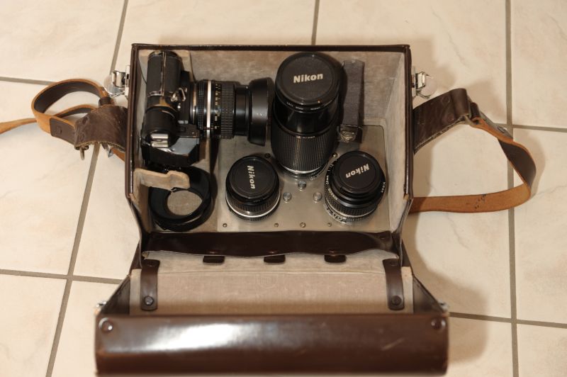 Nikon Ledertasche FB5