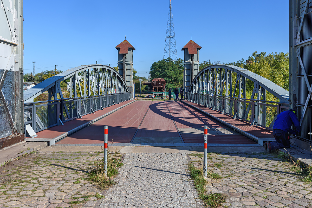 OF2_59732.jpg