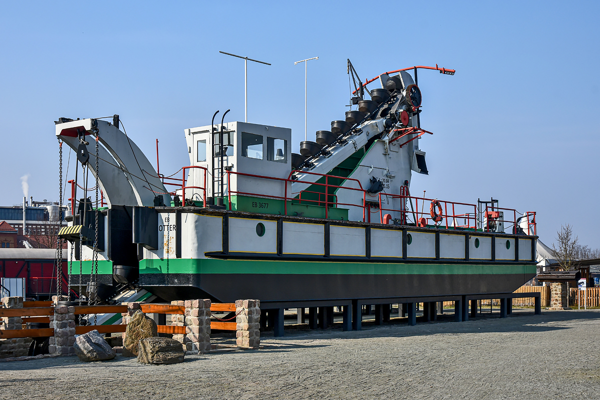 OF2_73050.jpg