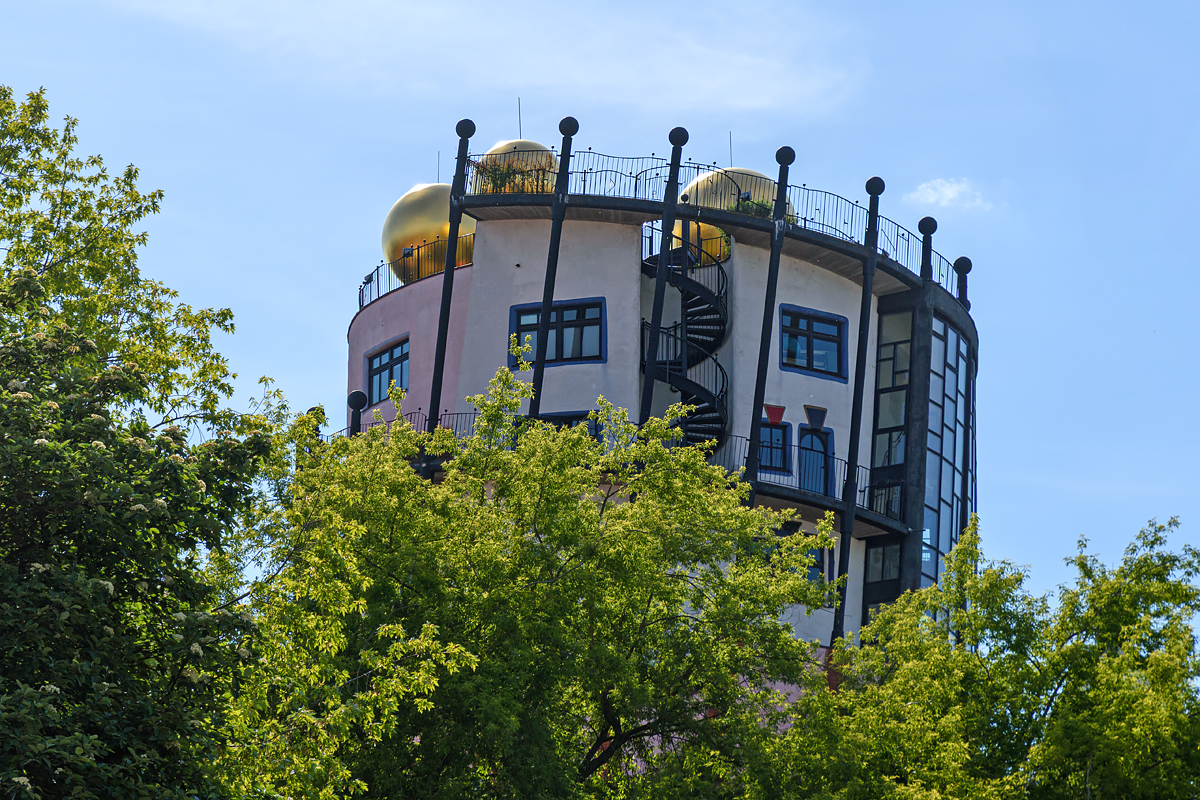 OF2_74097.jpg