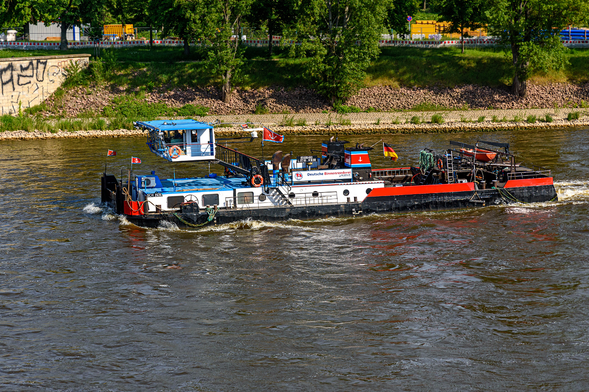 OF2_74118.jpg